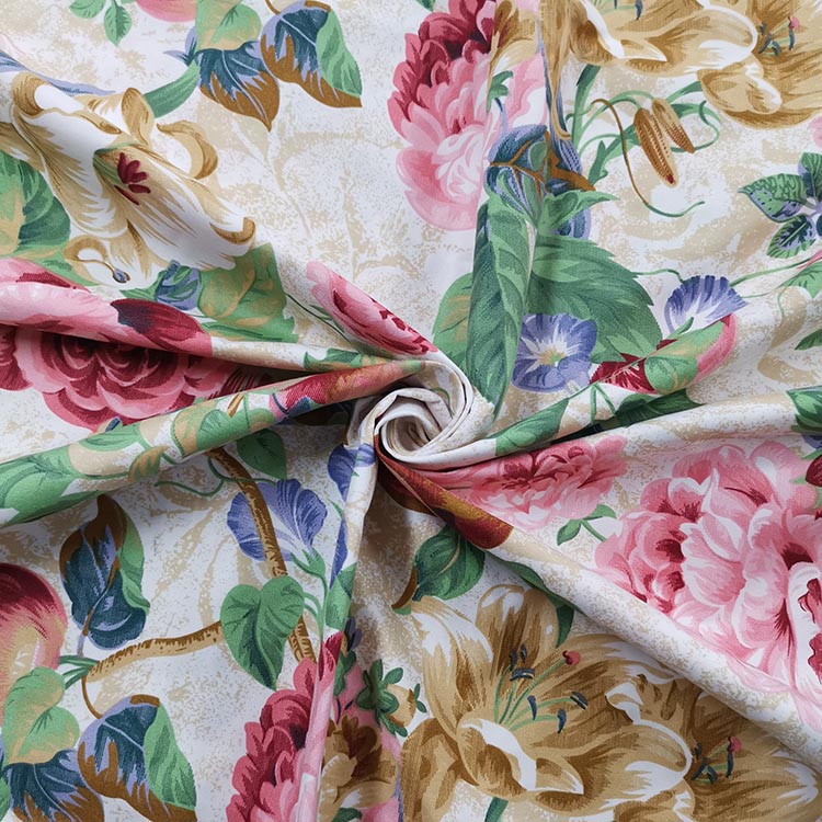 Tissu imprimé dispersé 100 % polyester