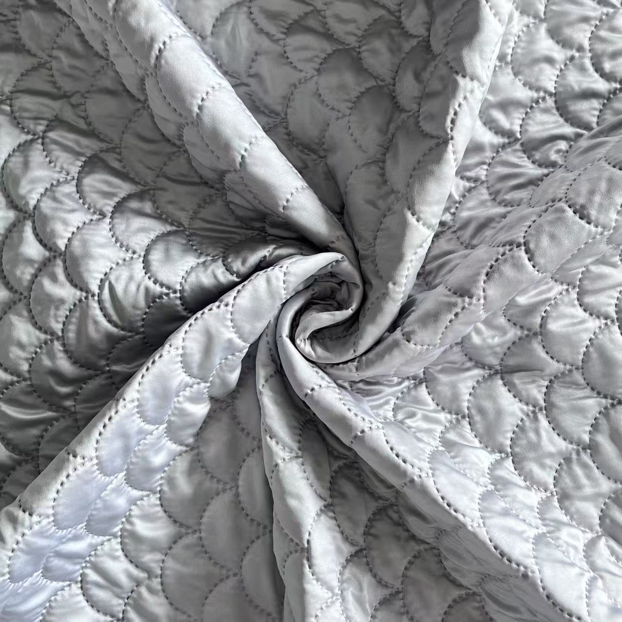 Tissu ultrasonique en microfibre satinée mate